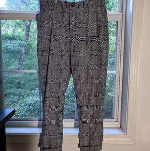 ZARA Loose Carrot-Fit Pants